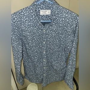 Abercrombie blue floral button down